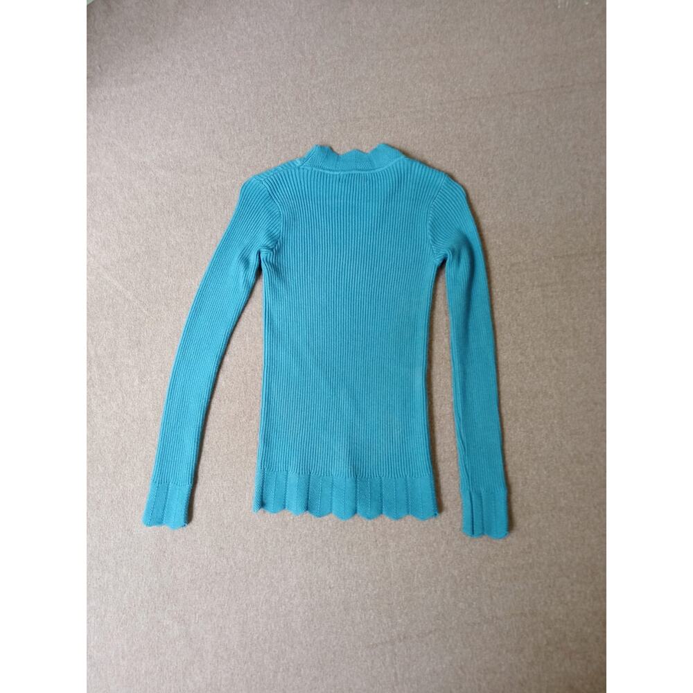 Yuna turtleneck and longsleeved sweater vintage style turquoise blue Sz S-M